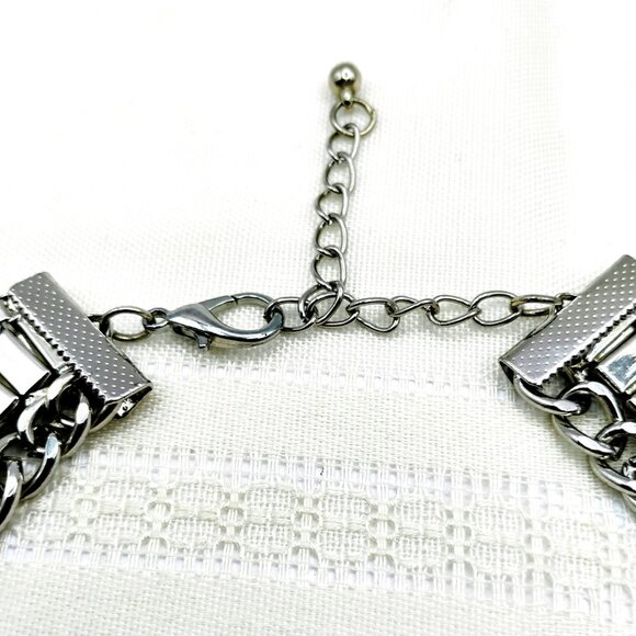 Statement necklace with howlite stone 13" multi layer costume jewelry - Picture 7 of 10